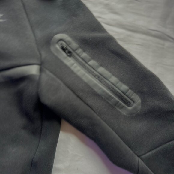 Nike Sportswear Zip up Boys Hoodie  | Black | Size X- Large - Picture 3 of 5